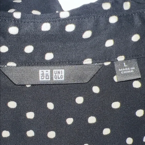Uniqlo Rayon Blouse | Printed - Picture 8 of 11